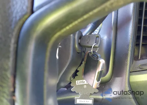 2014 Chevrolet Silverado 1500 Work Truck 1Wt from USA, damaged, VIN 3GCUKPECXEG342534